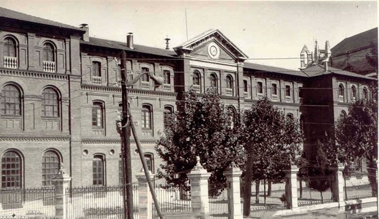 19 de noviembre de 1885.Inauguración del Colegio Marqués de Vallejo El Juncarejo